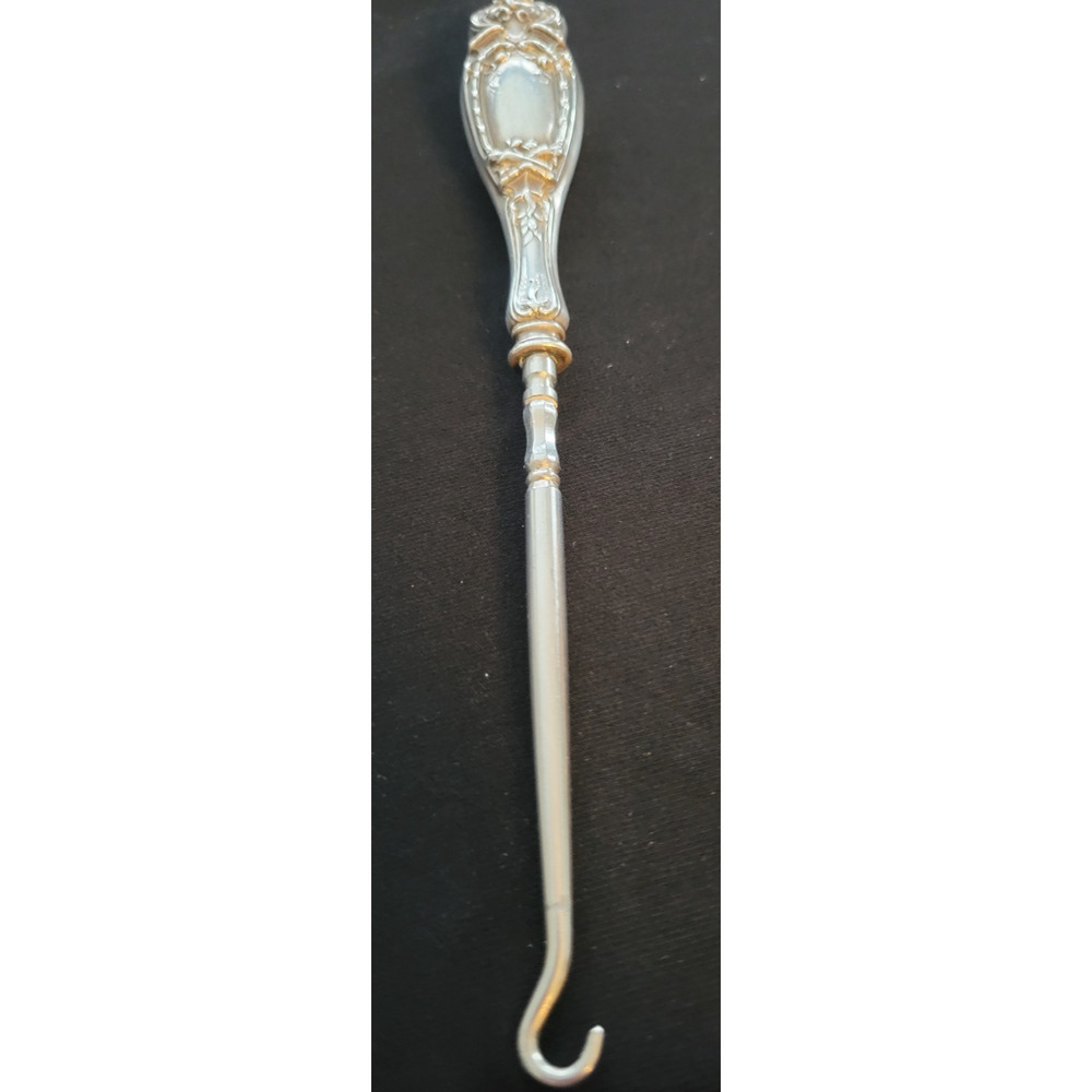ART NOUVEAU STERLING SILVER 2400 series Button hook